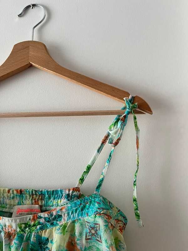 Zielony niebieski letni top w kwiaty na ramiączkach Stradivarius S 36