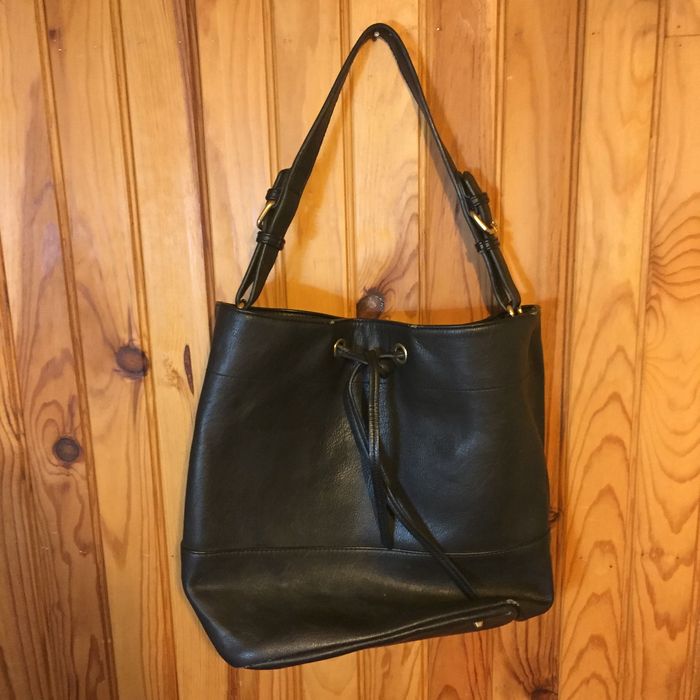 Mala de ombro de senhora