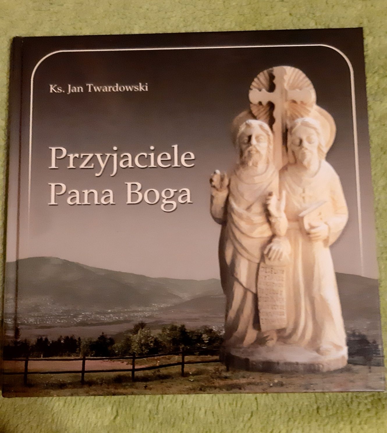 ksiazka przyjaciele Pana Boga ksiadz jan twardowski