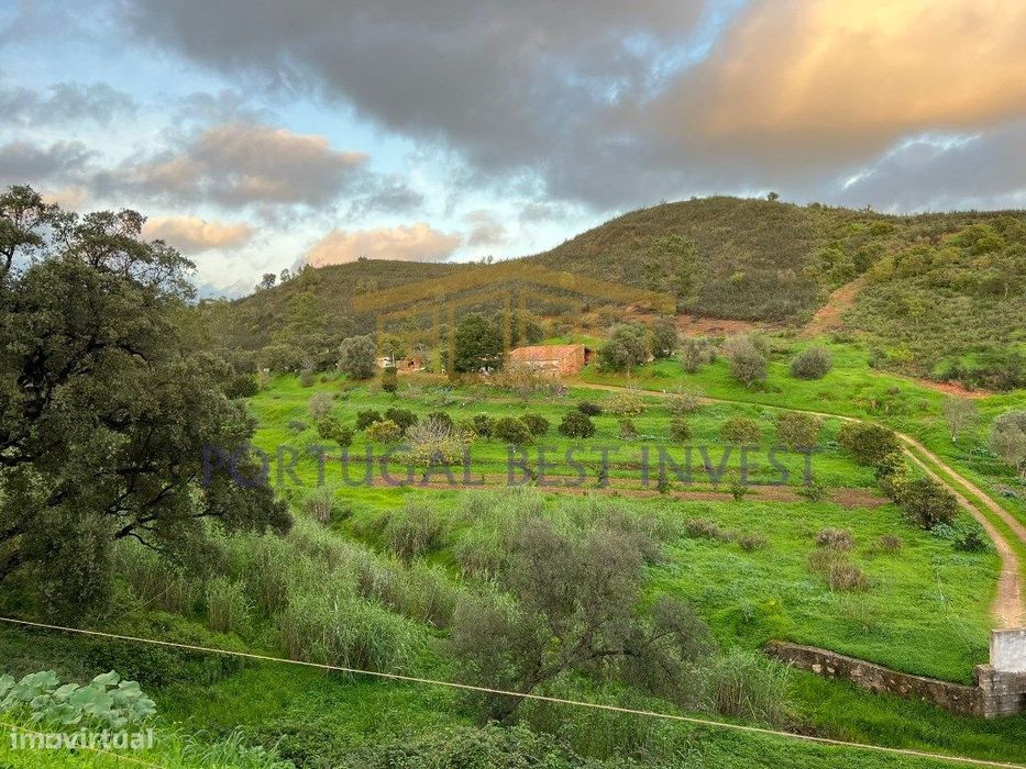 Terreno Misto perto do autódromo de Portimão