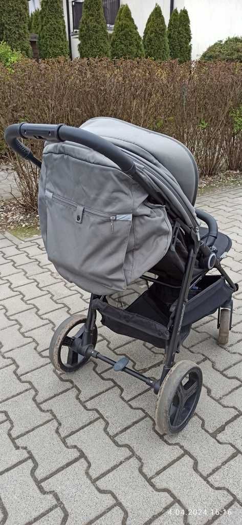 Wózek spacerowy Baby Design COCO 2021 z miękką wkładką