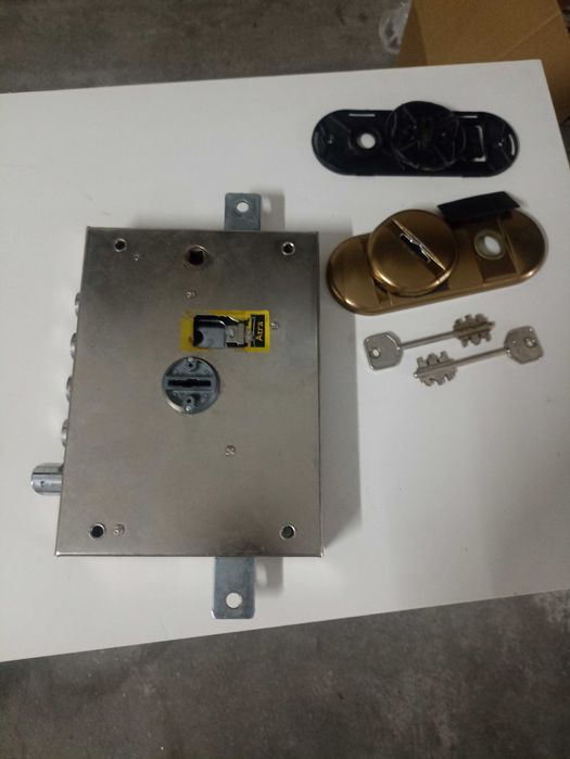 Fechadura estado nova