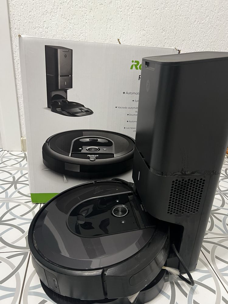 iRobot Roomba i7+ Робот-пилосос для сухого прибирання