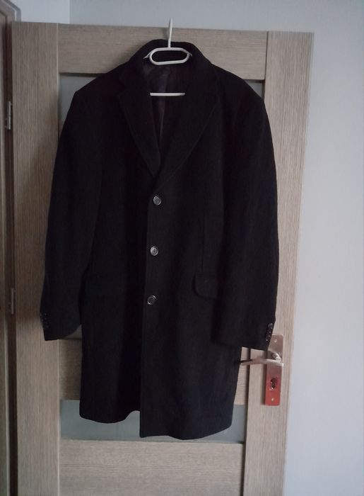 Wełniano- kaszmirowy płaszcz R. L