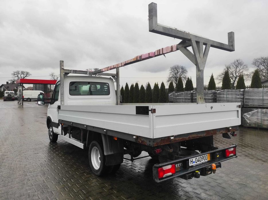 Iveco 45c15 skrzynia długa 4.15 m  3.0  silnik  na bliźniaku do 7.5 t