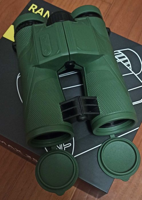 Бінокль 8х42 з дальноміром лазерним на 2500м. Реально вимірює. Новий !