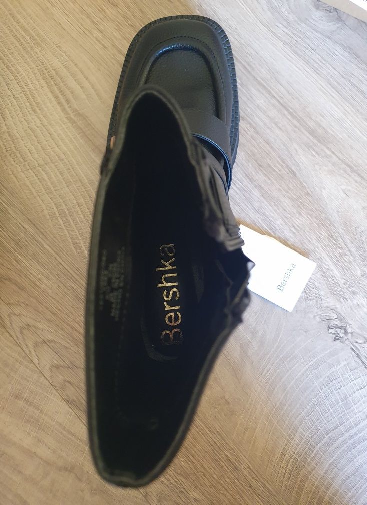 Buty na platformie trapery czarne Bershka 38