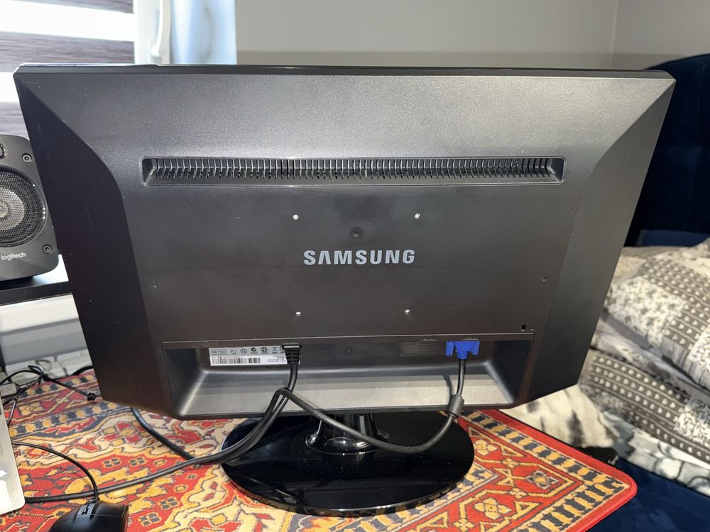 Monitor Samsung SyncMaster2253LW