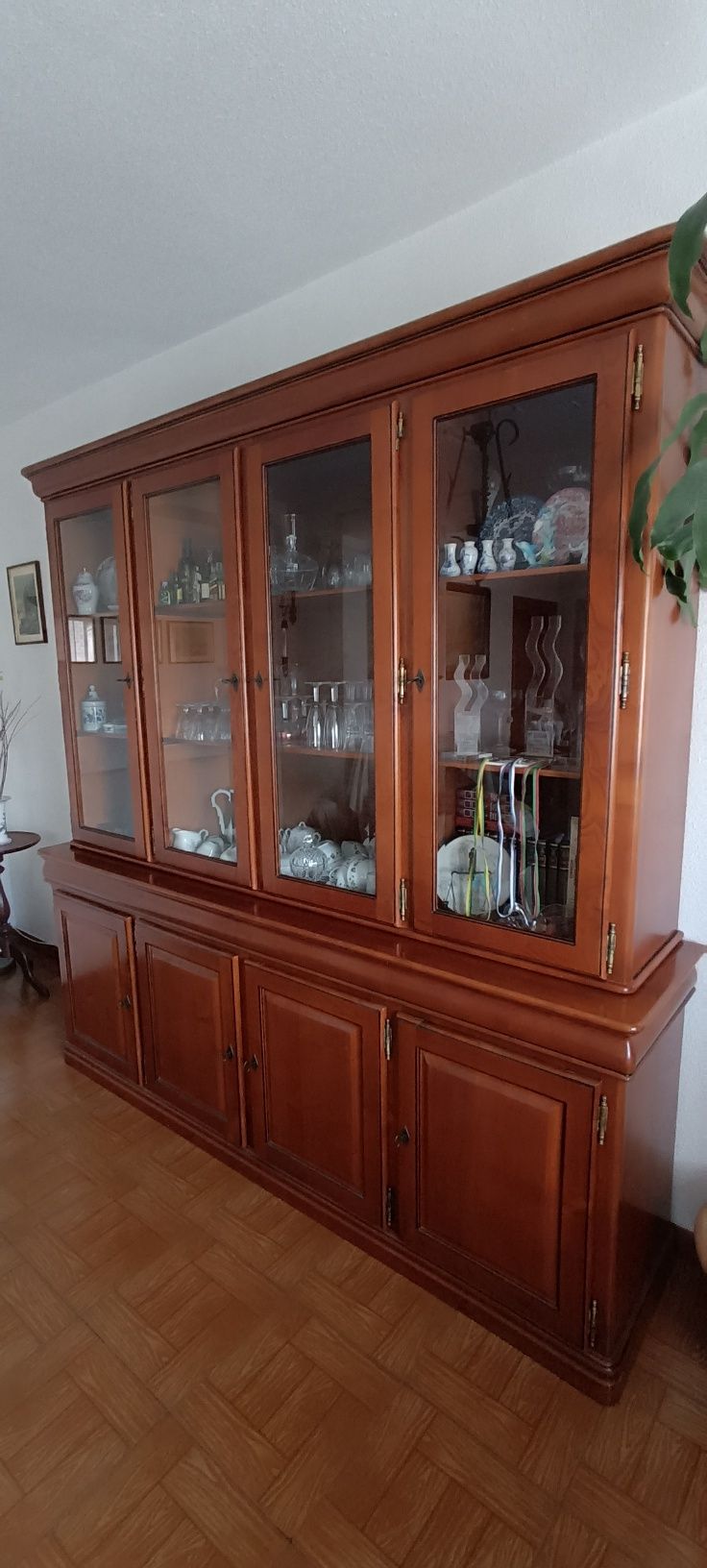 Móvel sala/louceiro