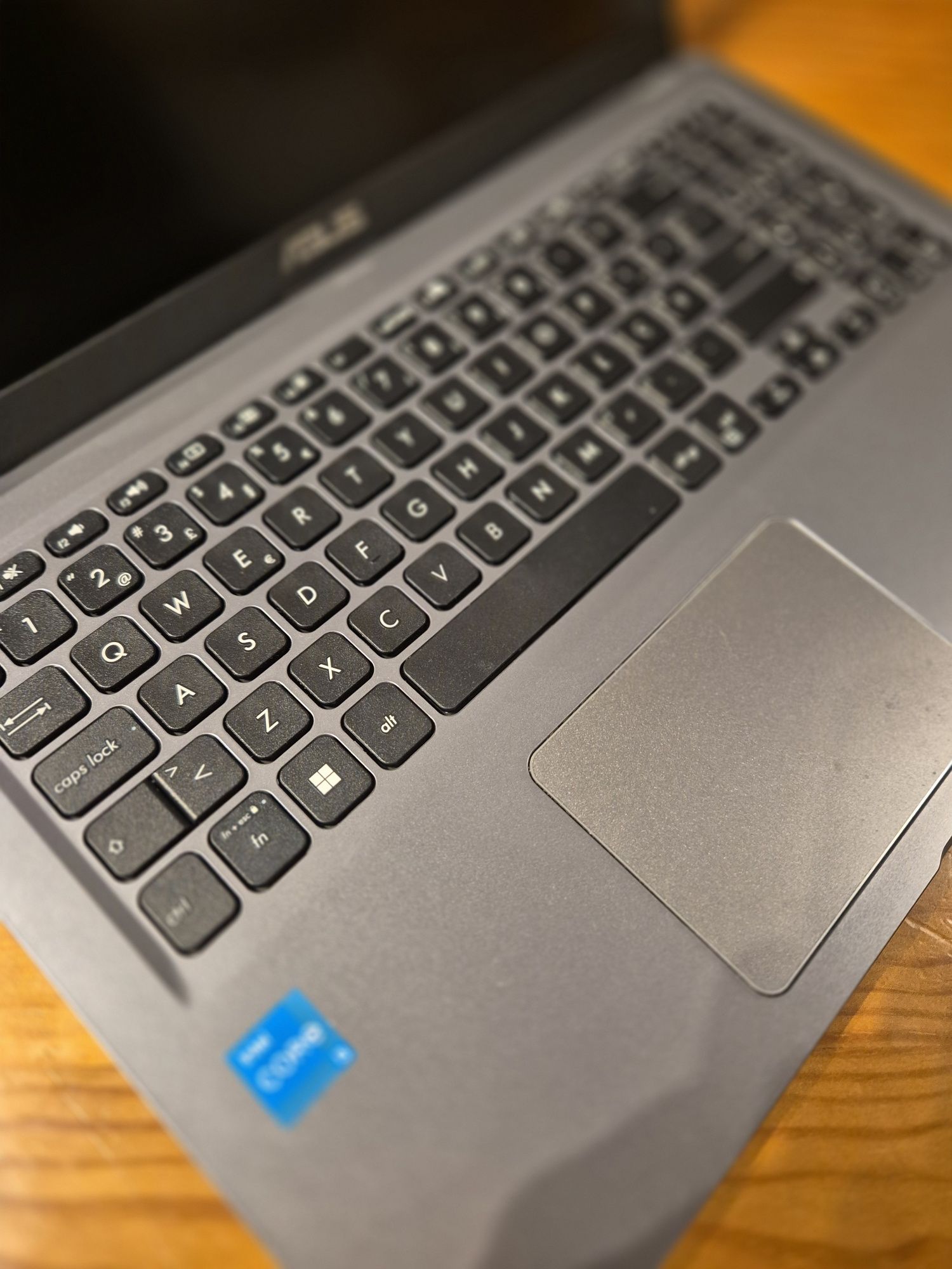 Asus F515EA i3 11th 12Gb Ram
