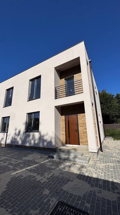 Акція! Дуплекс у Бучі -85000$. Газ, балкон, тераса, власний дворик.