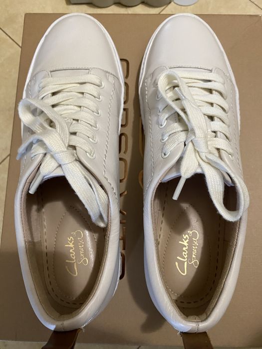Белые кожанные кеды Clarks 39 р