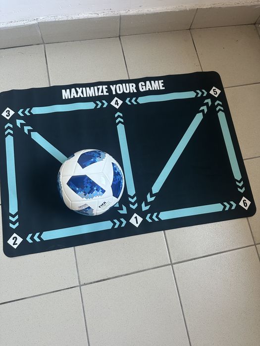 Футбольний інвентар, коврик для занять спортом, подарунок футболісту