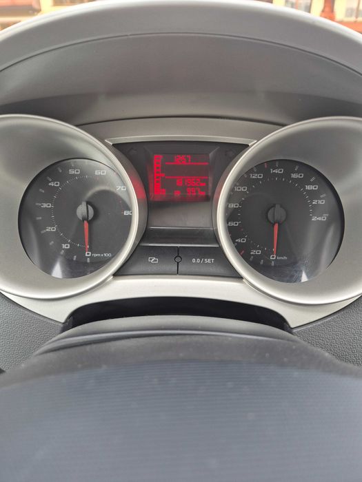 Seat Ibiza IV  bogate wyposażenie