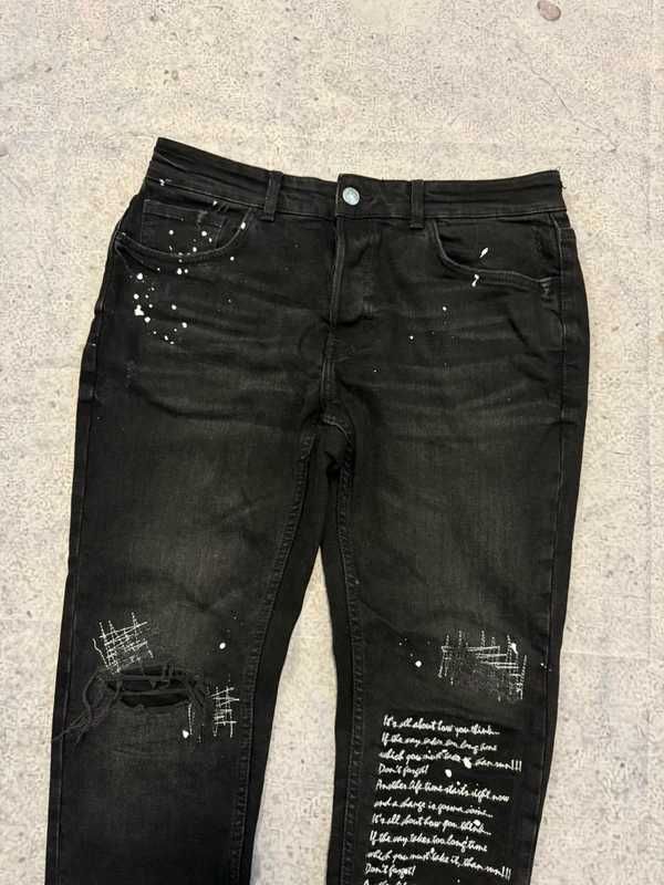 Czarne spodnie Zara z dziurami printed painted drill Drip uk - Size 42