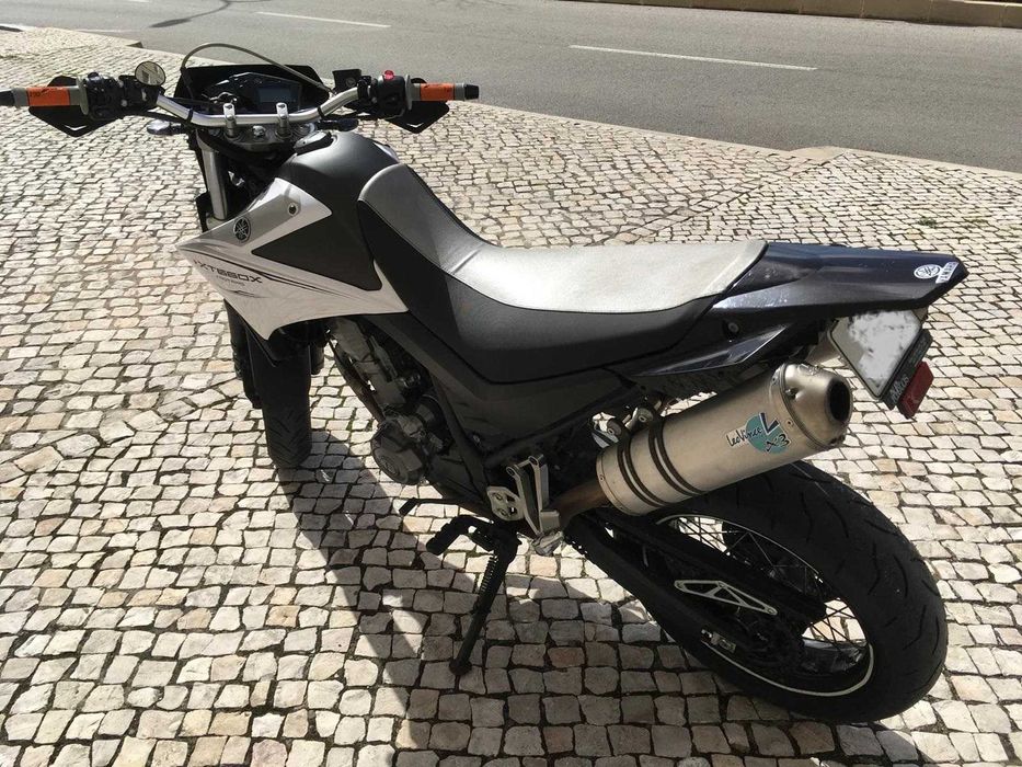 Yamaha XT660X 2011 sempre bem tratada