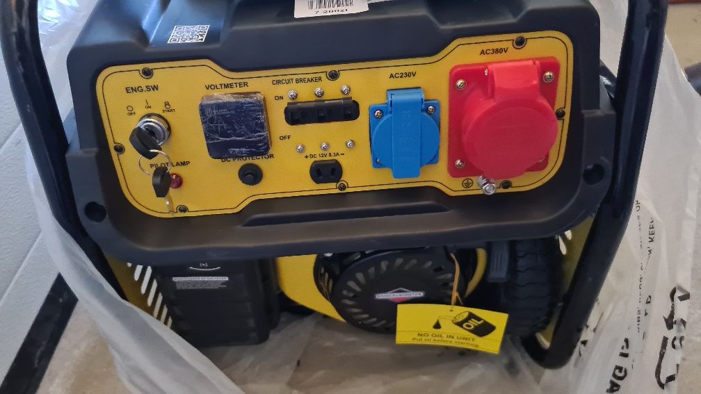 Nowy agregat prądotwórczy 3.9 /6.9 KW