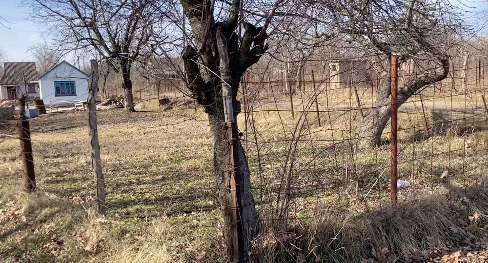 продається приватизована земельна ділянка з дачним будинком СТ Ветеран