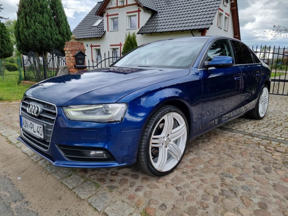 Audi A4 LIFT 2.0 TDI 2012 SERWIS Nowy rozrząd