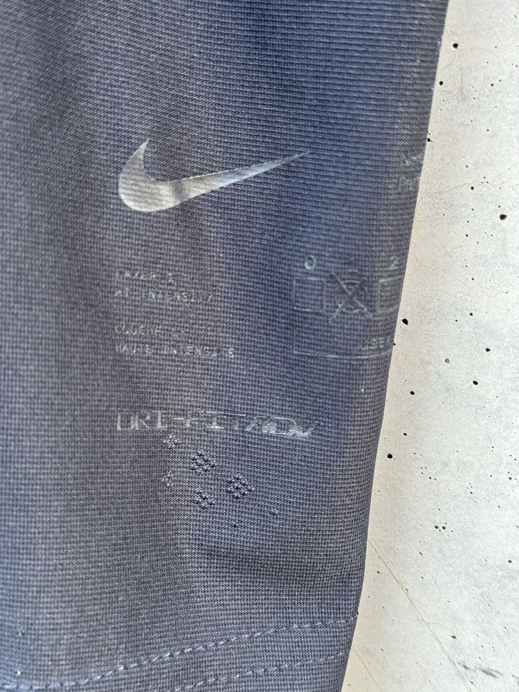 Футболка чоловіча Nike A.P.S. Training [FN2971-010] оригінал