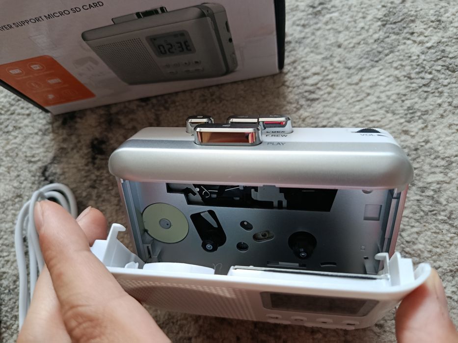 Портативний касетний та mp3 плеєр Walkman з 16 ГБ SD-картою Вінтажний