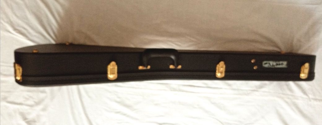 Futerał gitarowy Gibson Custom V