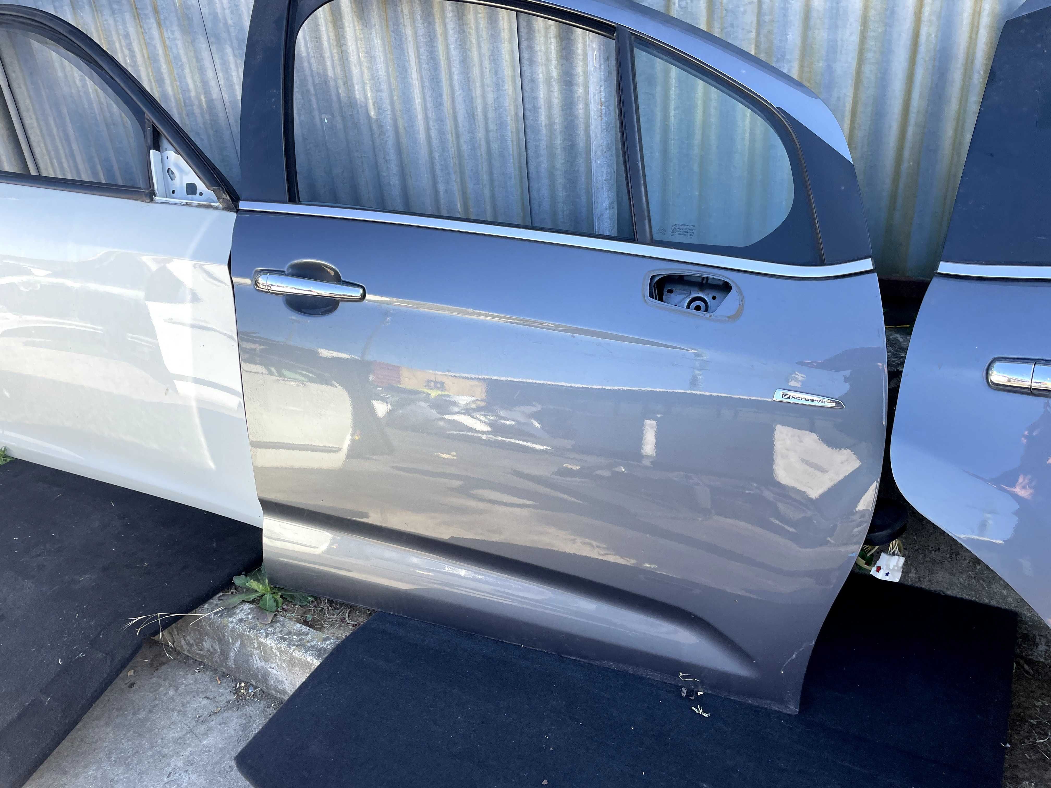 Citroen C3 II KTHC kompletne drzwi przednie prawe eur