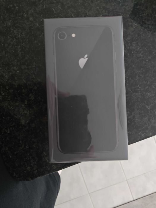 iPhone 8 novo em caixa selada