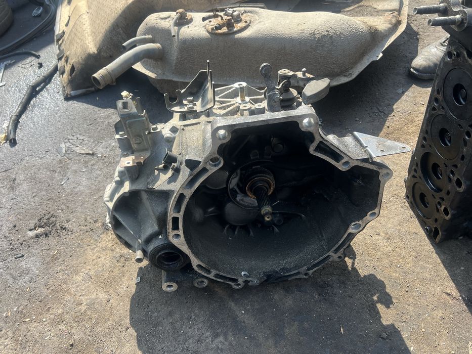 Продам коробку Передач Mazda 5 6 ст механика