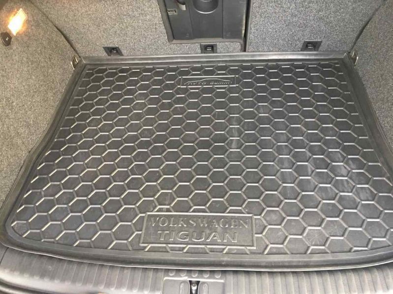 Коврик в багажник Volkswagen Tiguan 07-2020 Touran Caddy Golf Passat