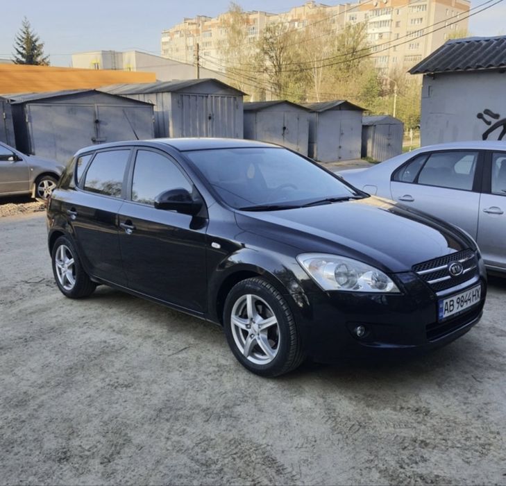 Kia ceed 1.4 МТ 2009 рік