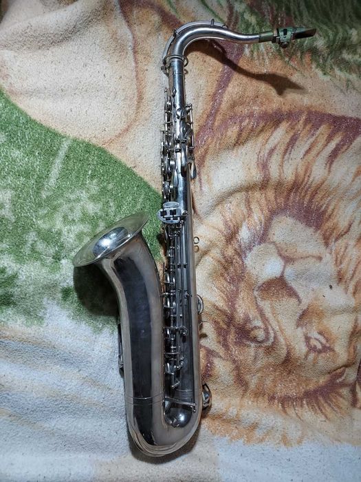 Saxofone Moscou (tenor) ano 1973