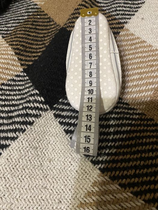 Дитячі речі і взуття