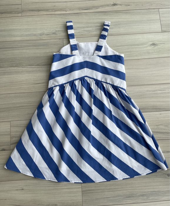 Платье Zara . На 12 -14 лет