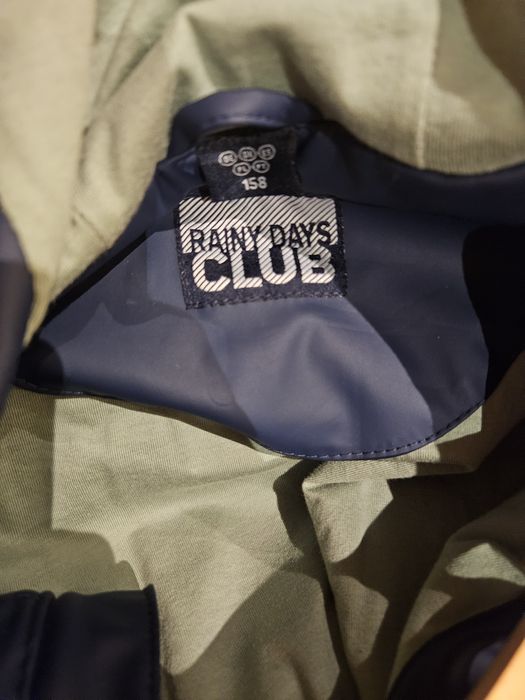 Casaco impermeável Pocopiano Rainy Days Club — Tamanho 158 (como novo)