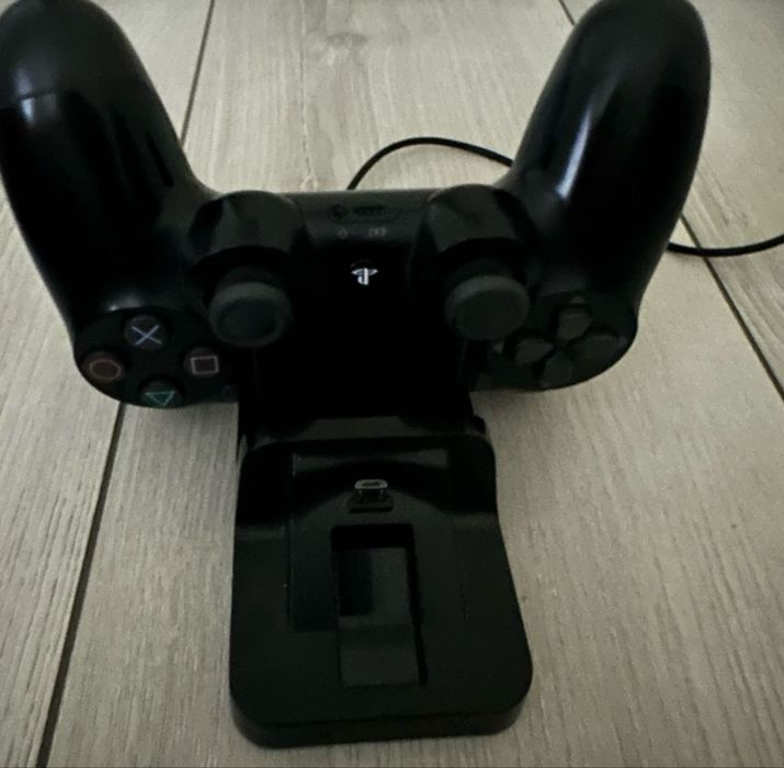 PlayStation 4 pro 1 tb