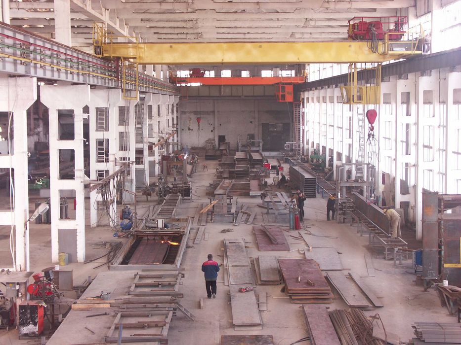 Выполняем работы по изготовлению металлоконструкций.