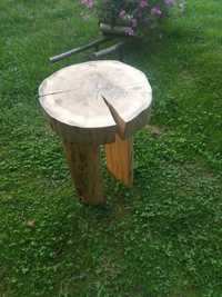 Stolik dębowy z plastra drewna wysoki