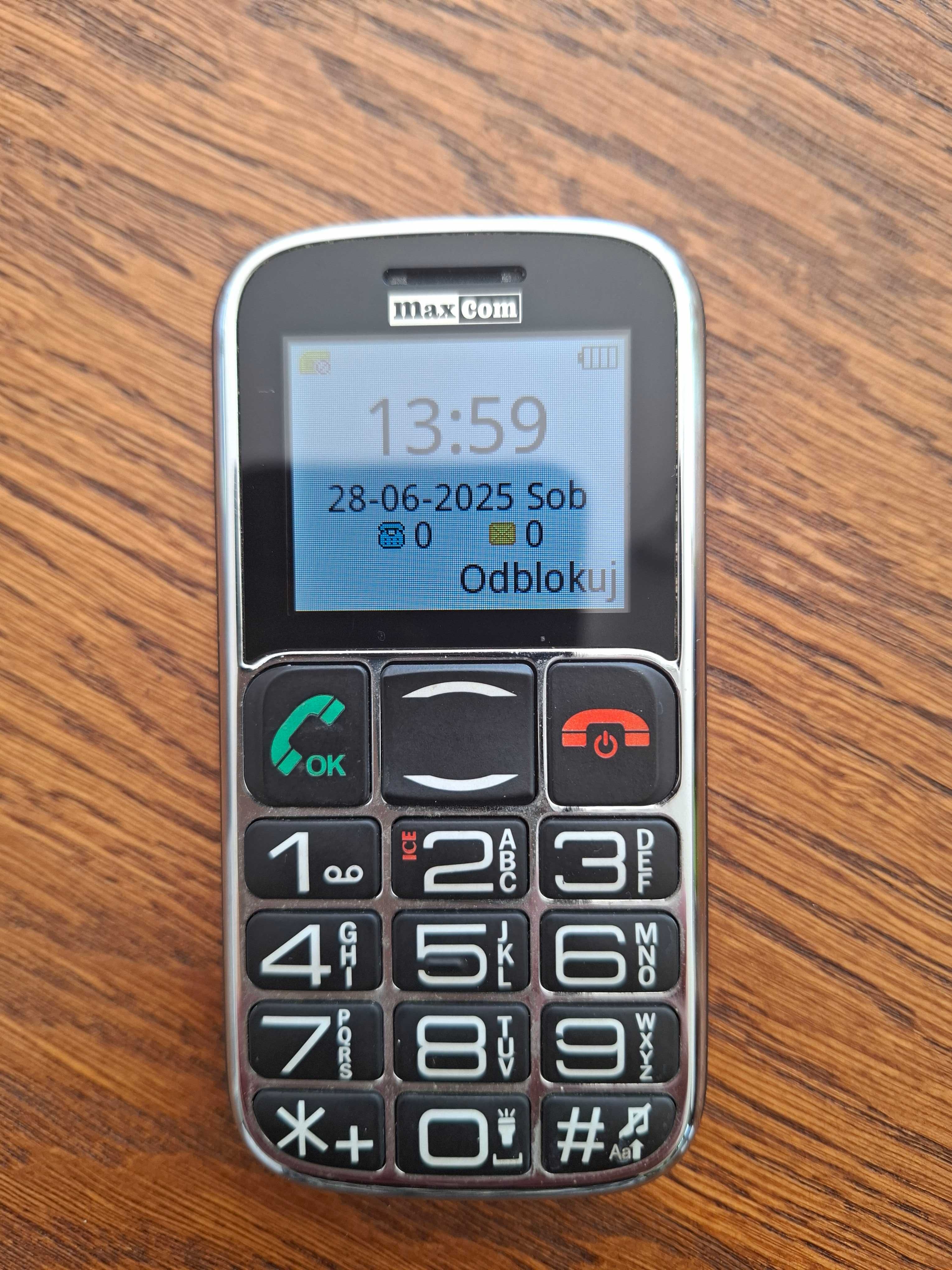 Telefon komórkowy dla seniora  MAXCOM MM462BB Czarny