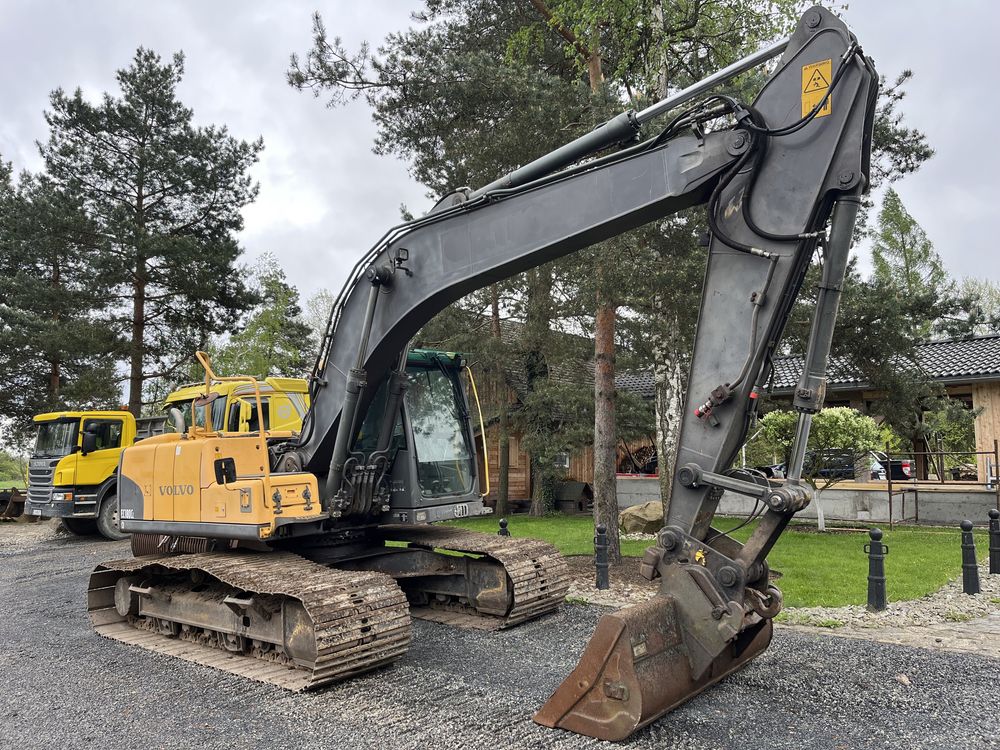 volvo ec 180 koparka gąsienicowa błotniak z holandii