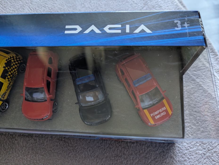Dacia Duster Giftpack fabryczne opakowanie Majorette model modelik