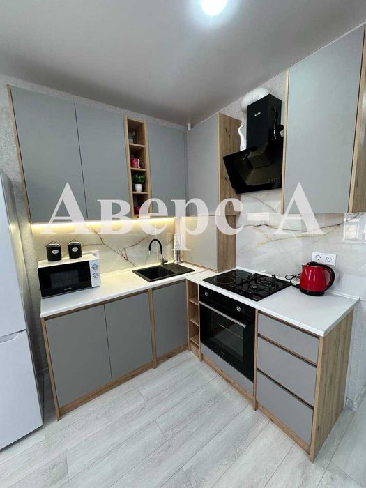 Продам евродвушку с новым ремонтом