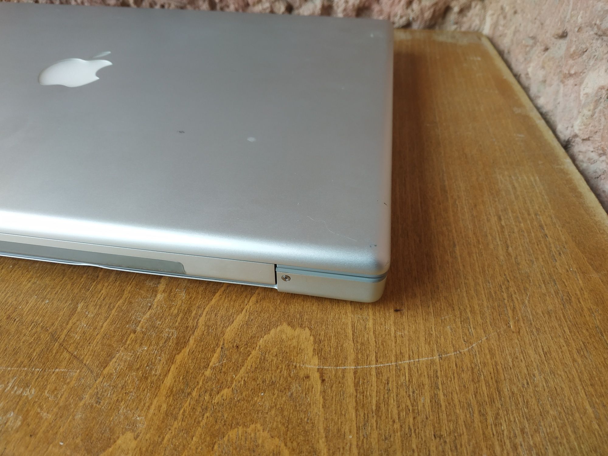 Ноутбук Apple Mac Book PRO A1150