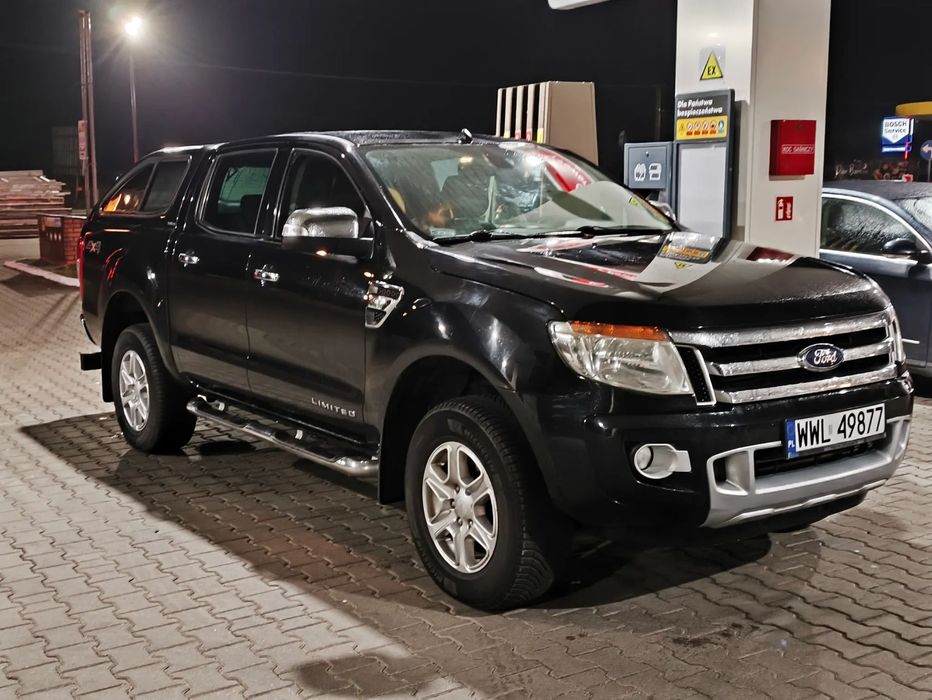 Ford Ranger 3.2 tdci R5-cyl . 2013r. Niski przebieg 131 tyś