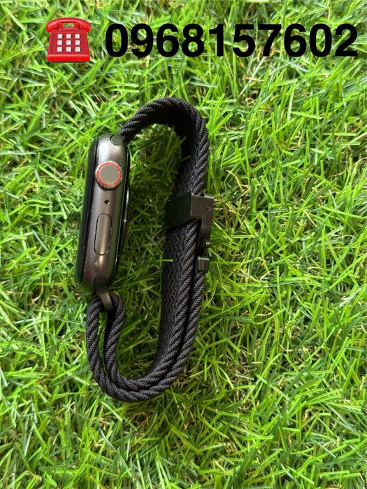 Apple watch SE , 44mm , Black