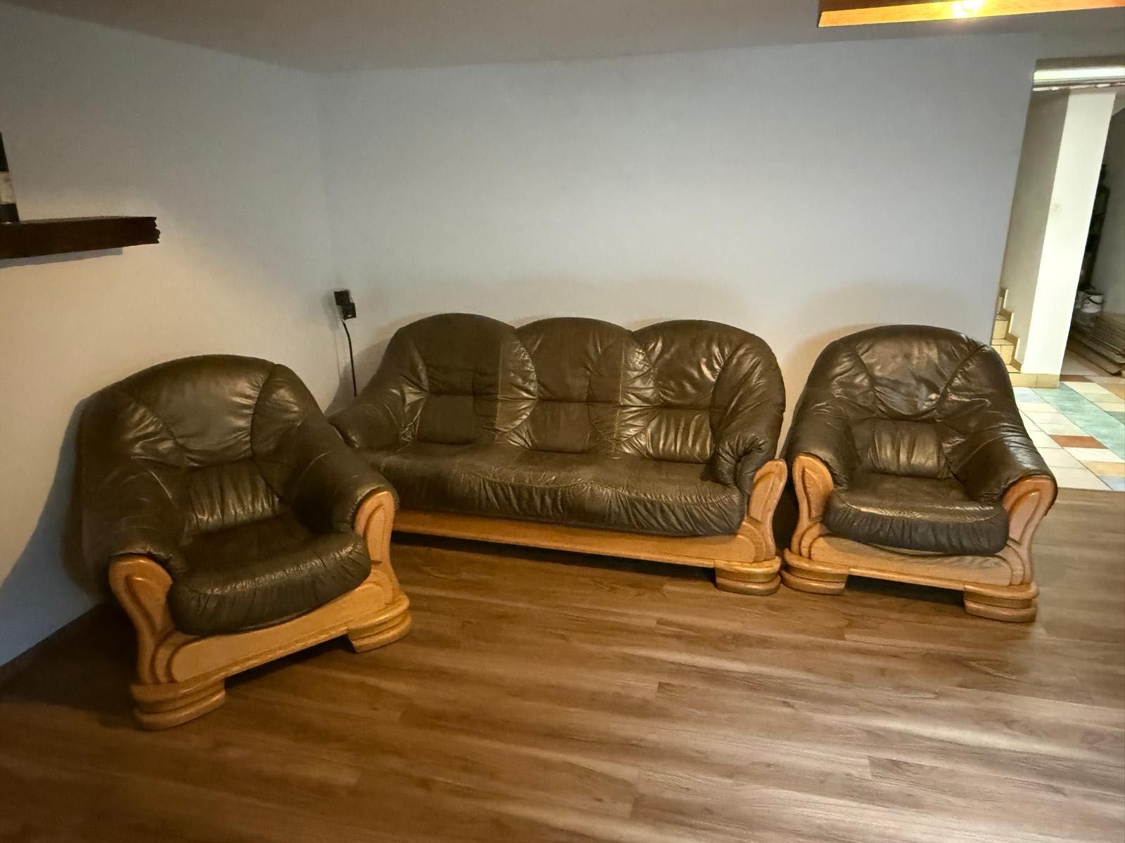 Komplet wypoczynkowy naturalna skóra i dąb