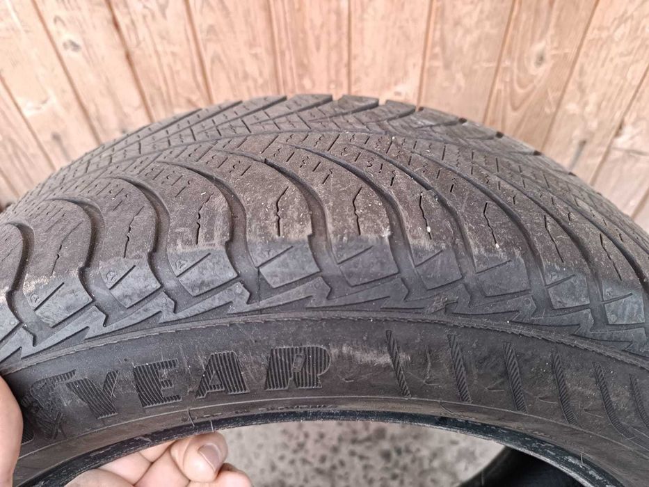 Задні шини для Smart Fortwo 185/60 R15 2019 р.