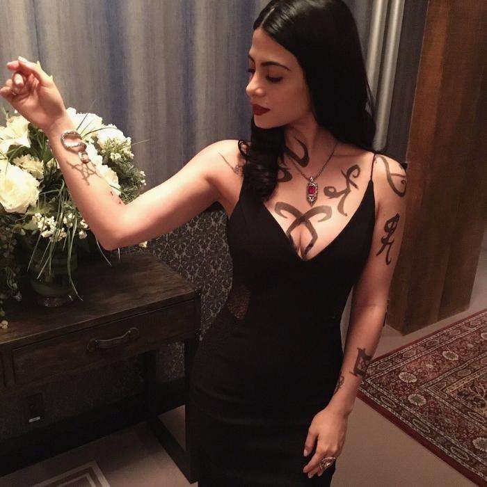 Colar Caçadores de Sombras - Isabelle Lightwood