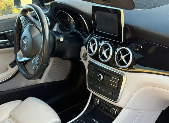 Mercedes-benz CLA 250 2016