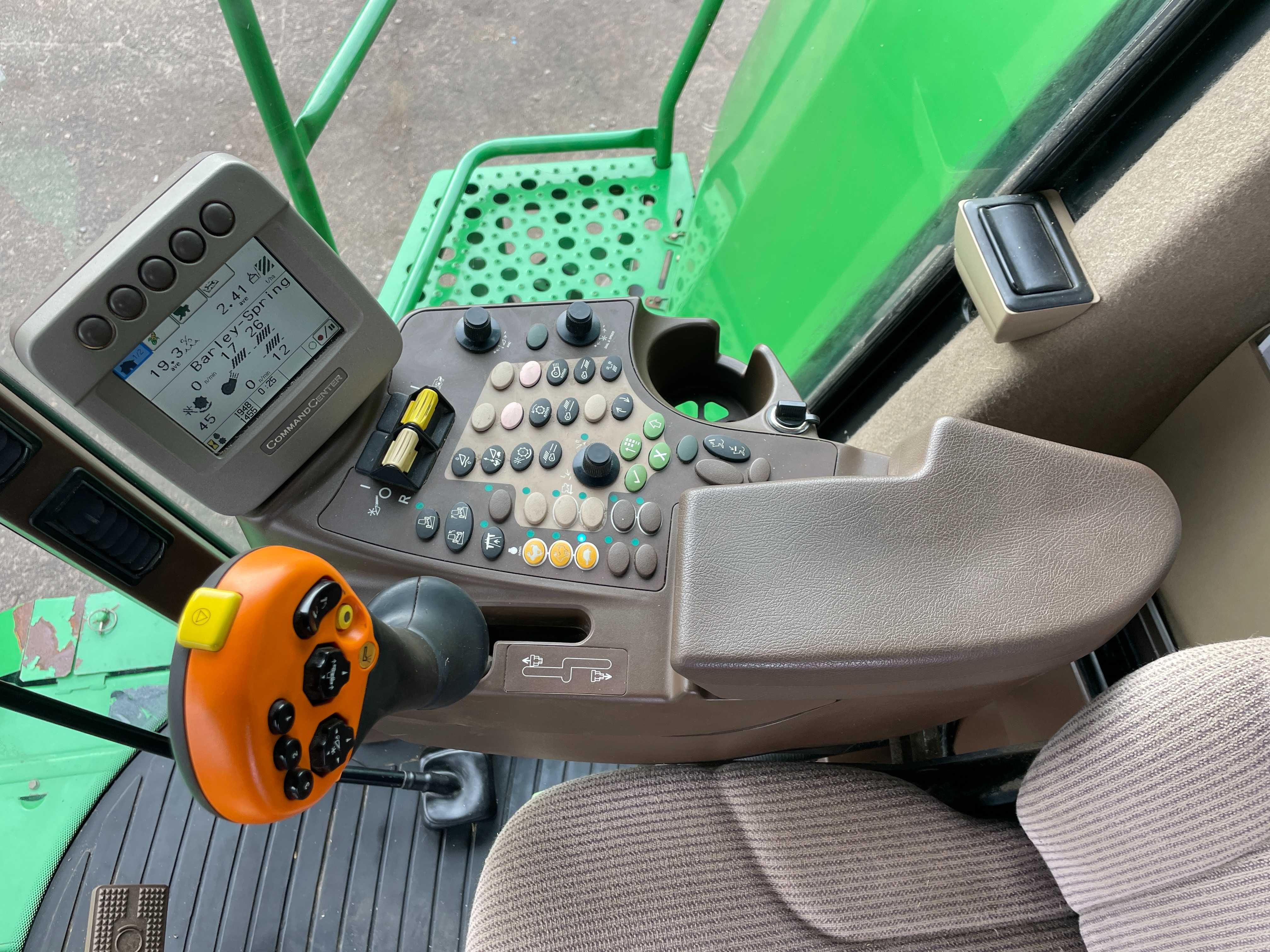 John Deere T670 625R 2010p